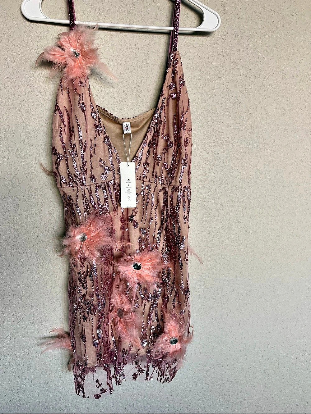 Nicole Miller Beaded Feather Mini Dress in Pink & Silver Size Small NWT